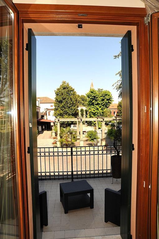 Albergo Minuetto Adria Bagian luar foto