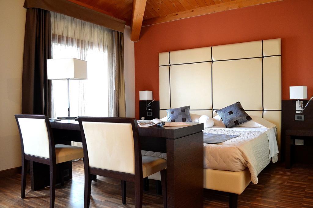 Albergo Minuetto Adria Ruang foto